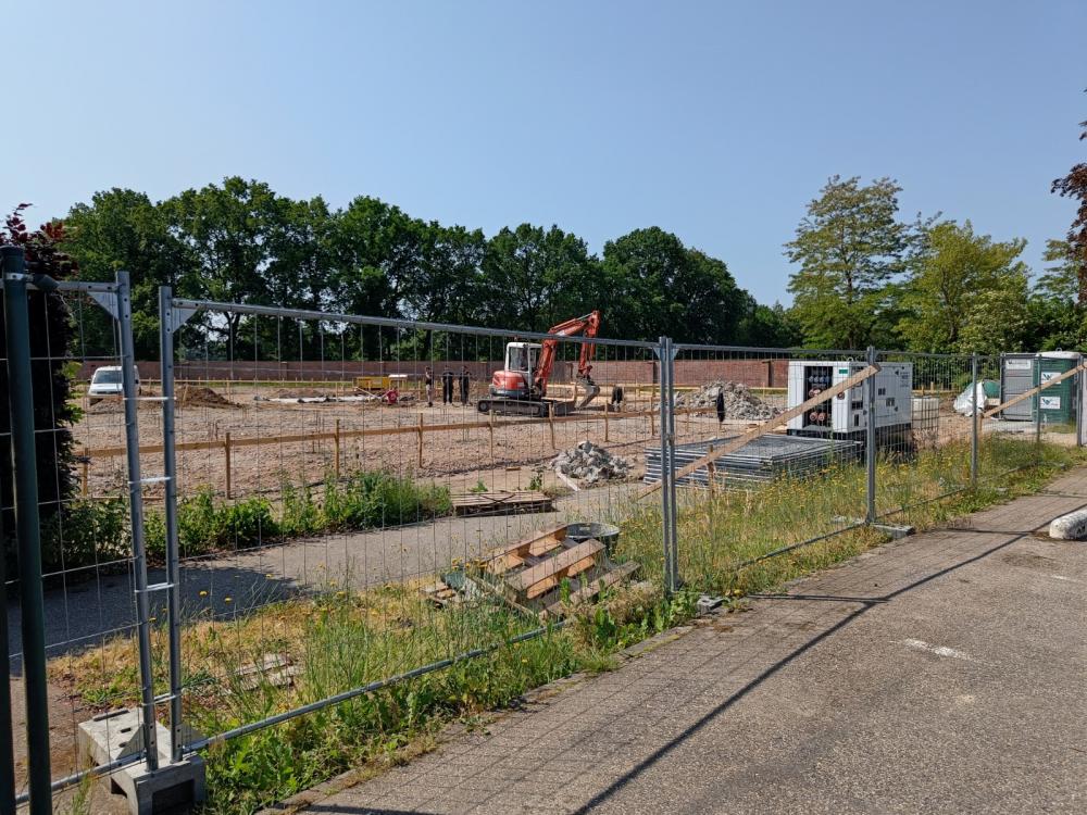 Vorm van het GES-gebouw wordt zichtbaar